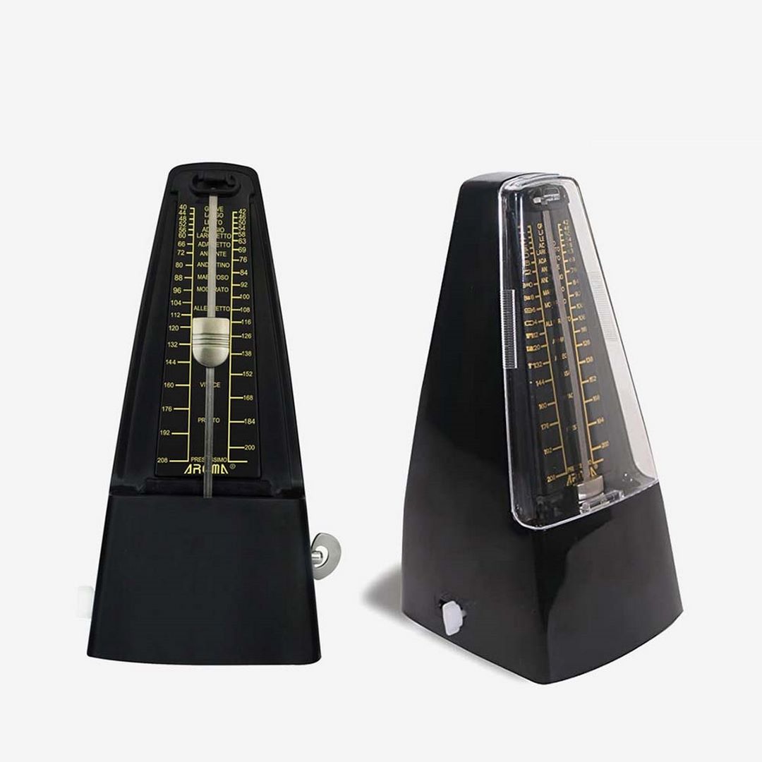 Metronome dạng cơ khí cổ điển có cấu tạo khá phức tạp 