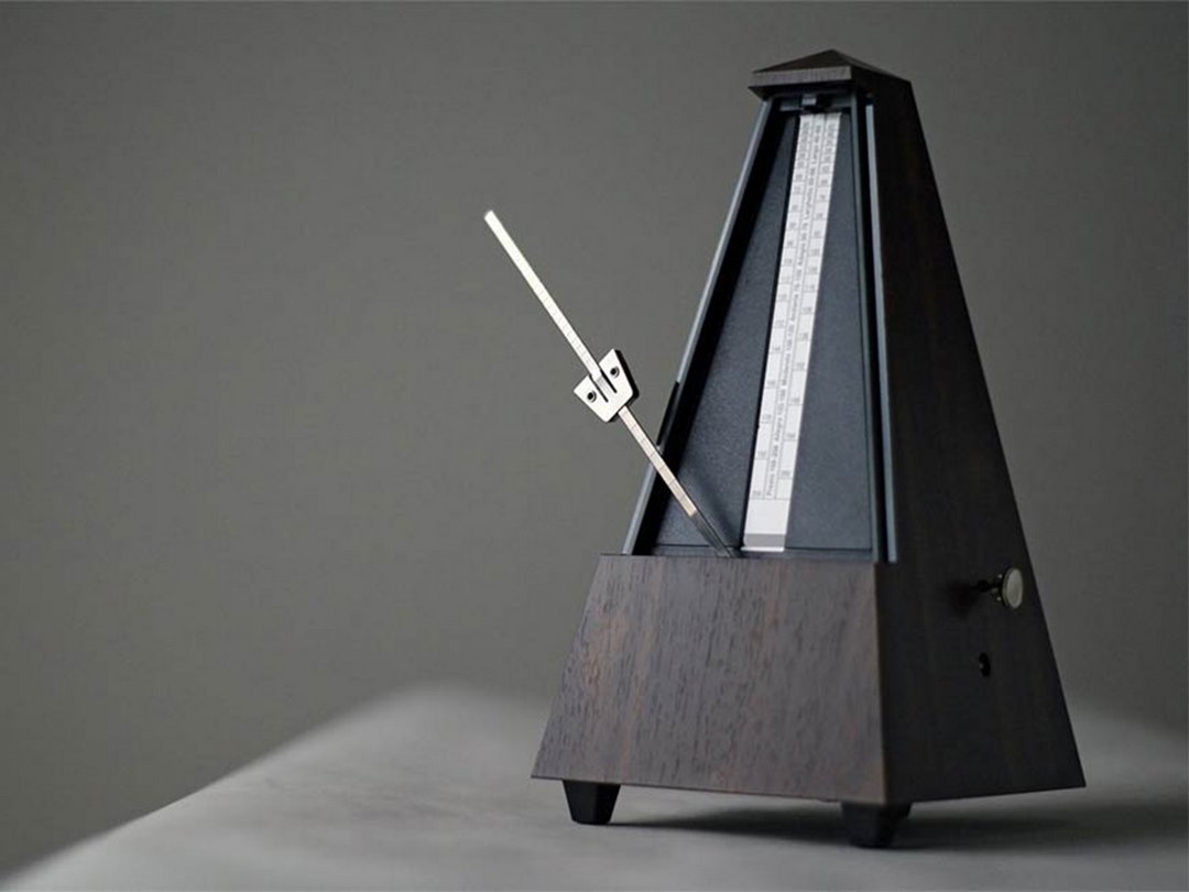 Metronome dạng cơ khí là dạng dạng sơ khai nhất