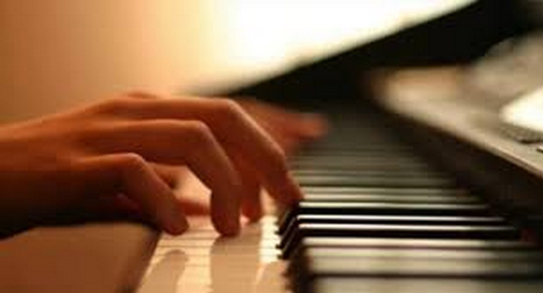 Cách để học các nốt nhạc trên bàn phím piano